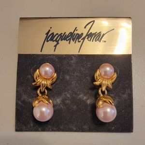 EUC Jacqueline Ferrar Pierced Earrings